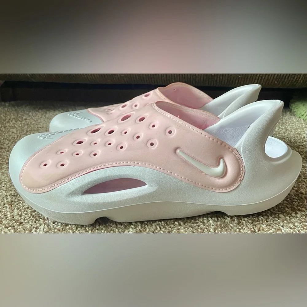 Nike Aquaswoosh (GS) Pink/white Size 4 Youth 💥Brand New Without Tags